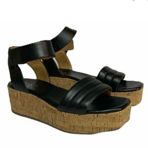 Franco Sarto Black Platform Sandals Sz 7M.